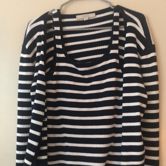 LOFT Large sweater and undershirt set, come together. - Picture 1 of 3